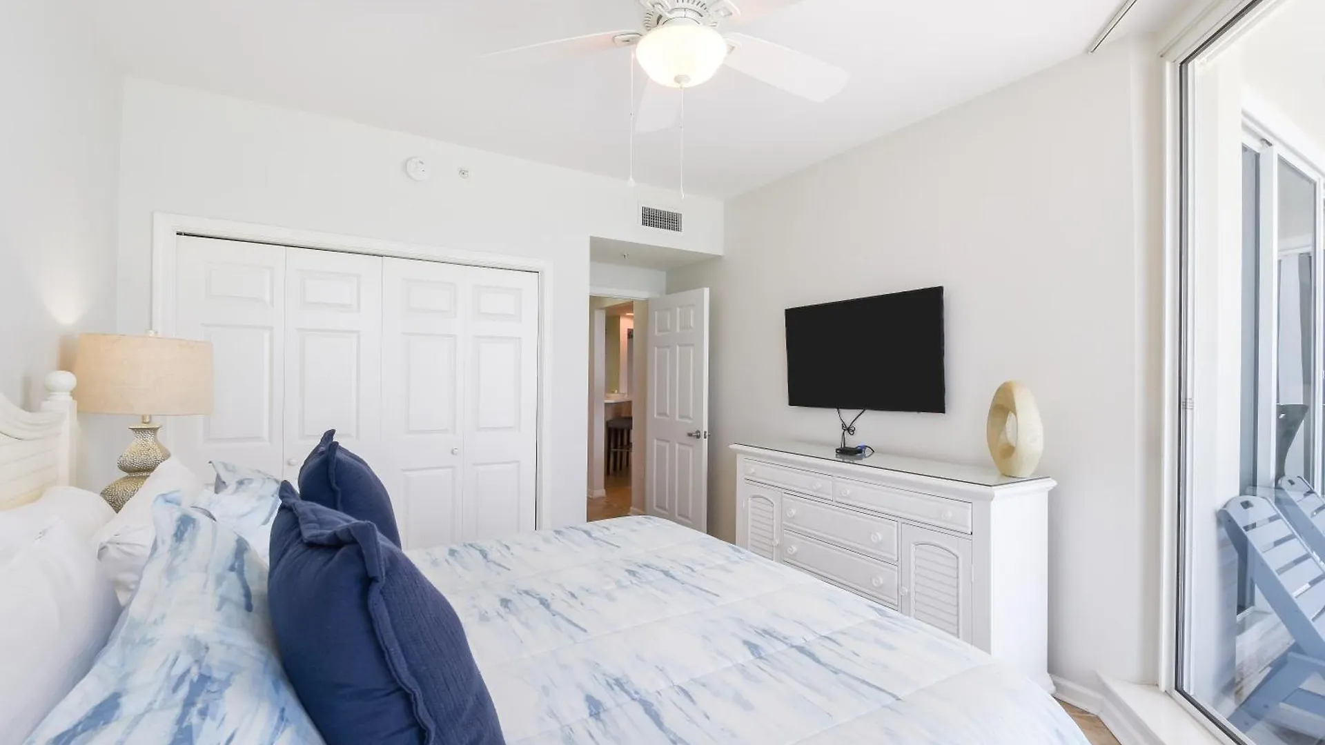 Silver Beach Towers W1205 Destin Apartment